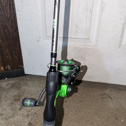 Lews Lazer TXS spinning Combo for Sale in San Antonio, TX - OfferUp