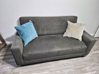 Love seat