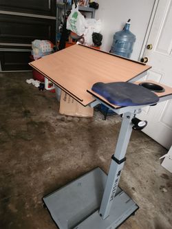 WiseLift Standing Desk/Overbed Table