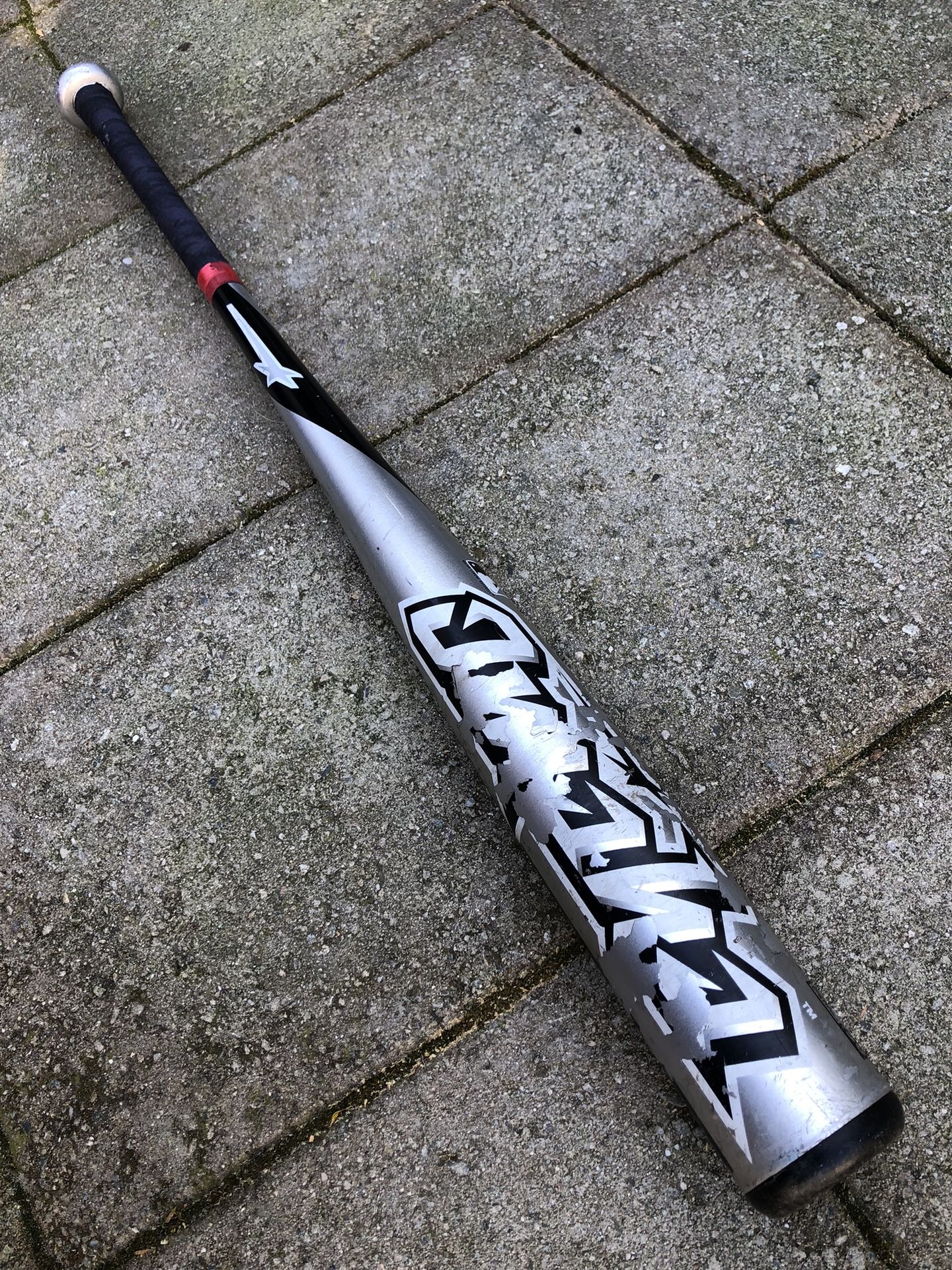 TPX Omaha Baseball Bat BBCOR 33” 30oz . Has normal wear but still in solid condition. Have More Baseball And Softball Equipment on my profile page. $4