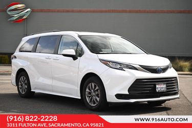 2023 Toyota Sienna