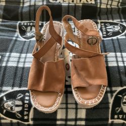 Women’s Size 10 Wedges Only $22 Pick Up In Fontana