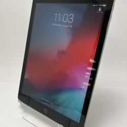 iPad fifth generation, 32 Gb, Wi-Fi + Cellular, With 30 Day Warranty