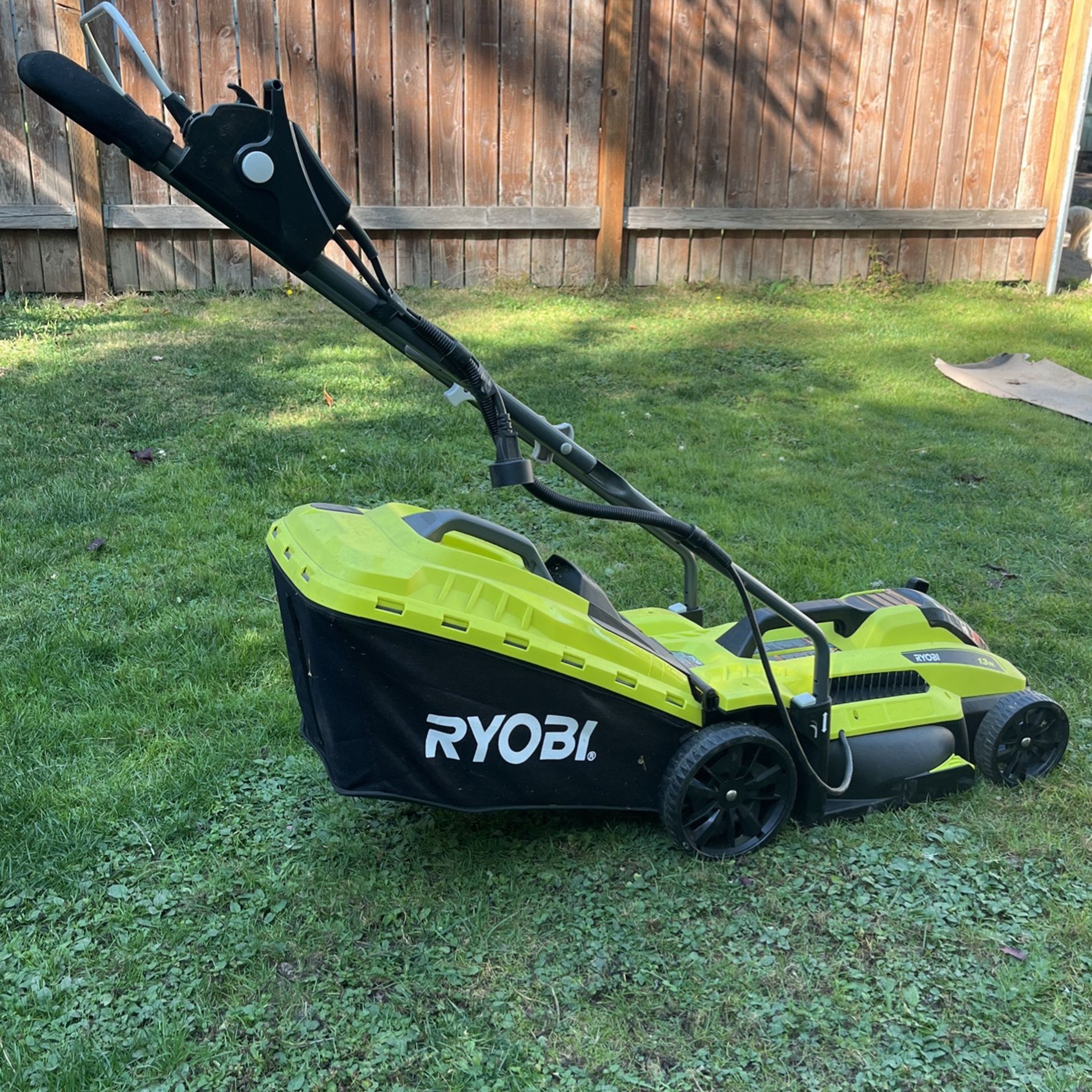 Ryobi Electric Lawn Mower