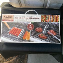 Parini  Stainless Steel Hot Dog Roller And Salt & Pepper Shaker