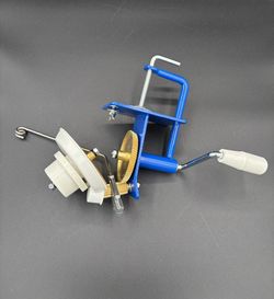 Large Jumbo Metal Yarn Ball Winder 10-Ounce