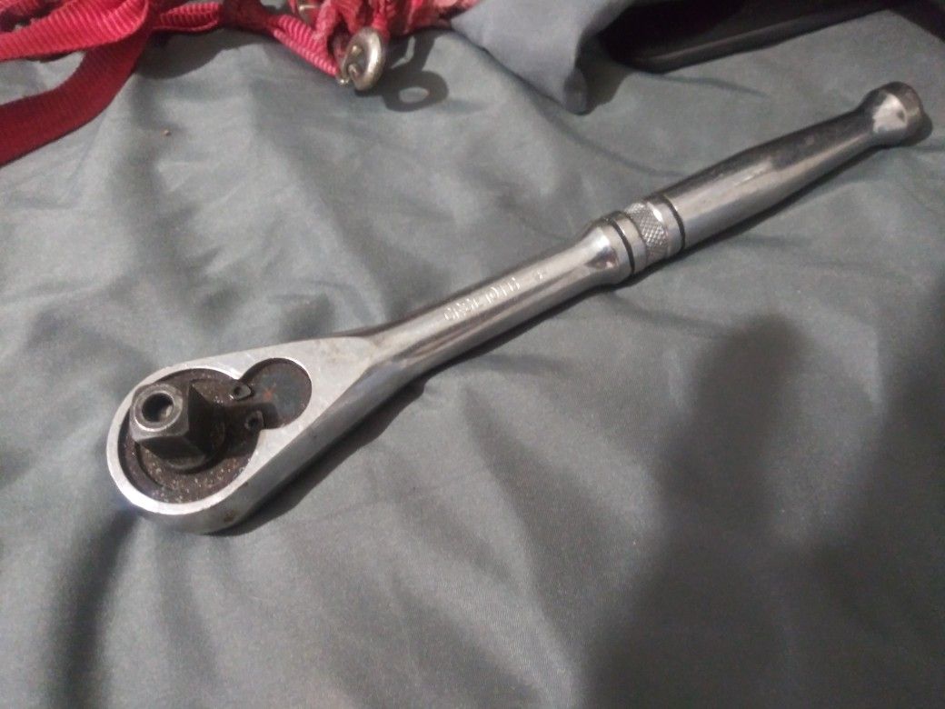 $30 OBO MATCO BRAND SILVER EAGLE 1/2IN DRIVE RATCHET