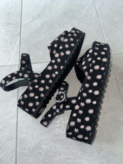 Platform sandals