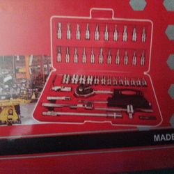 40 piece ratchet with sockets and other driver bits NEW