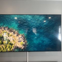 75 Inch Class QLED Q80C 4K Smart TV