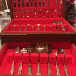 Set of silverware Original Rodger’s mfg. co.,