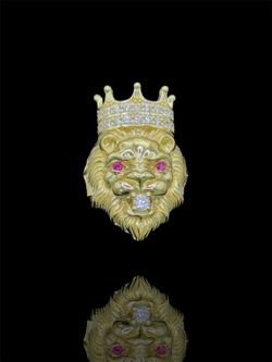 14kt Lion Ring With Crown 