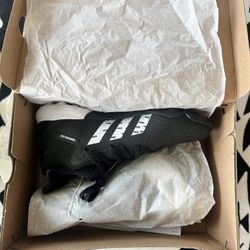 adidas gazelle silver green womens adidas Predator Freak .3 Laceless Jnr TF - Red/Core Black/Solar Red main image 1