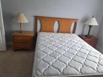 Bedroom set with new mattress