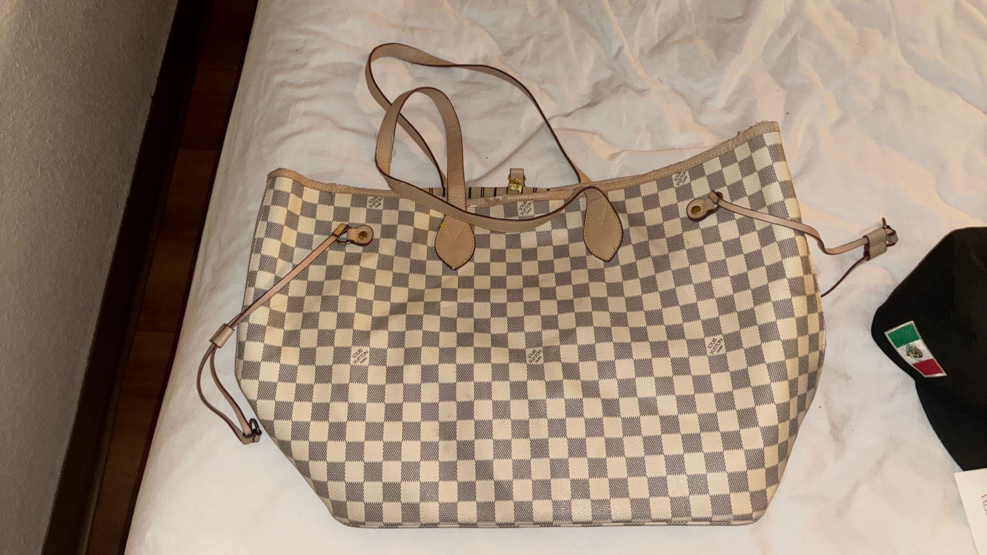 Louis Vuitton Handbag And Purse Set 