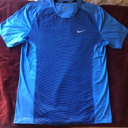 Nike Dri-Fit  Mens Size M Medium Running Shirt Blue