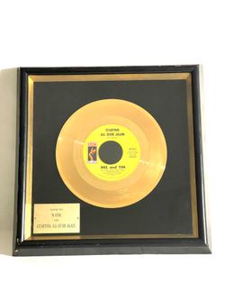 Great condition for 1972 framed hit single gold record (starting all over again) written by Philip Morris