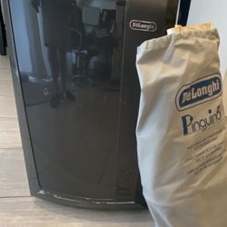 DeLonghi Portable Air Conditioner 