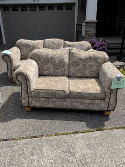 FREE Matching Couch and loveseat