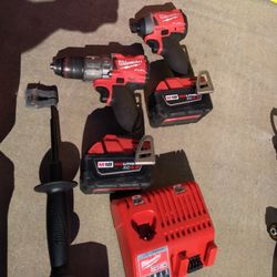 Milwaukee M18 Fuel Impact Hammer Drill Kit 