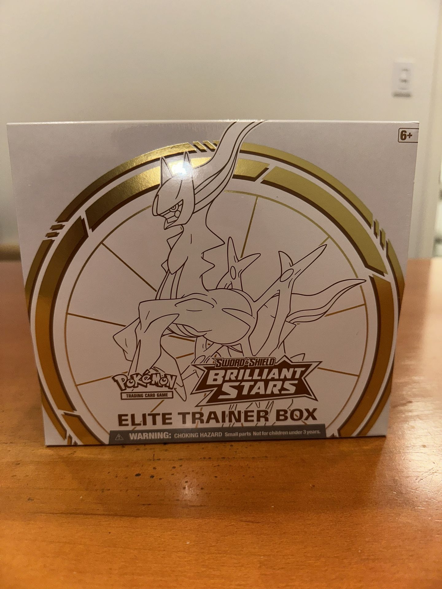 Pokémon Brilliant Stars Elite Trainer Box (ETB)