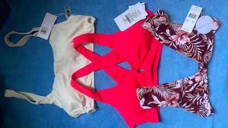 New Swimwear sizes Large and X-Large