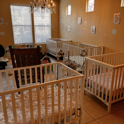 4 cribs with mattresses