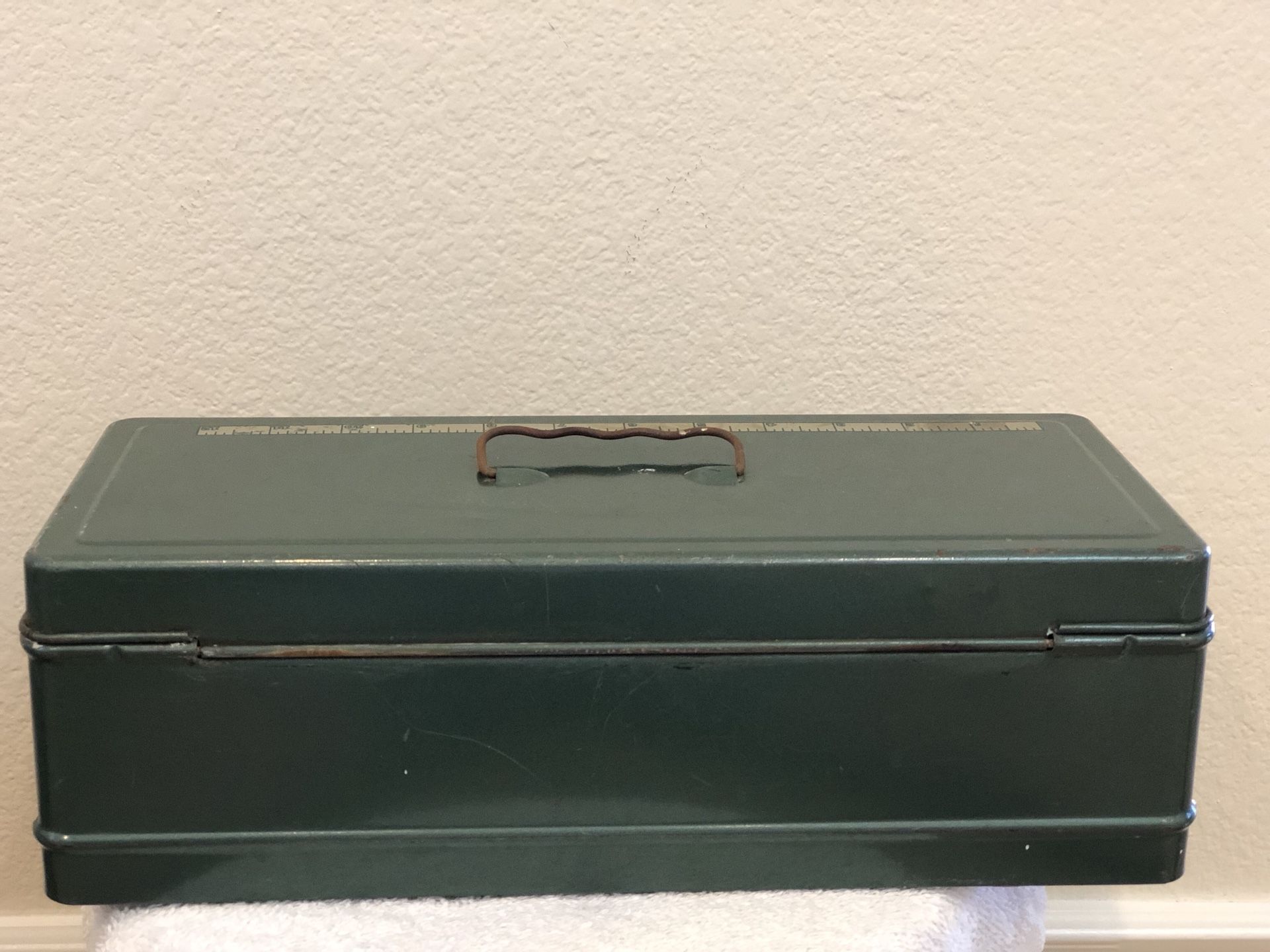 green metal tackle box Vintage Union Steel Olive Tool Catching whopping catfish and massive bass starts with the proper gear Vintage 60s Green Victor Metal