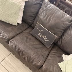 Dark Brown Sofás With 2 Love Chairs Leather