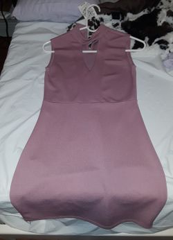 WOMEN'S DRESSES