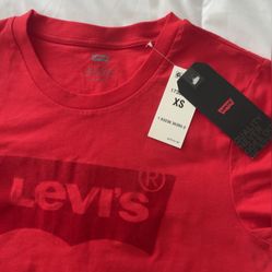 Levi's top Xs