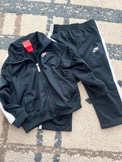 Nike kids suit