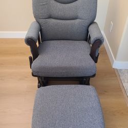 Dutailier Recliner Rocker Glider w Ottoman 
