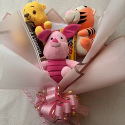 Winnie the Pooh, Tigger, Piglet Gift Bouquet