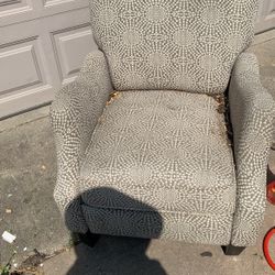 Free Chair