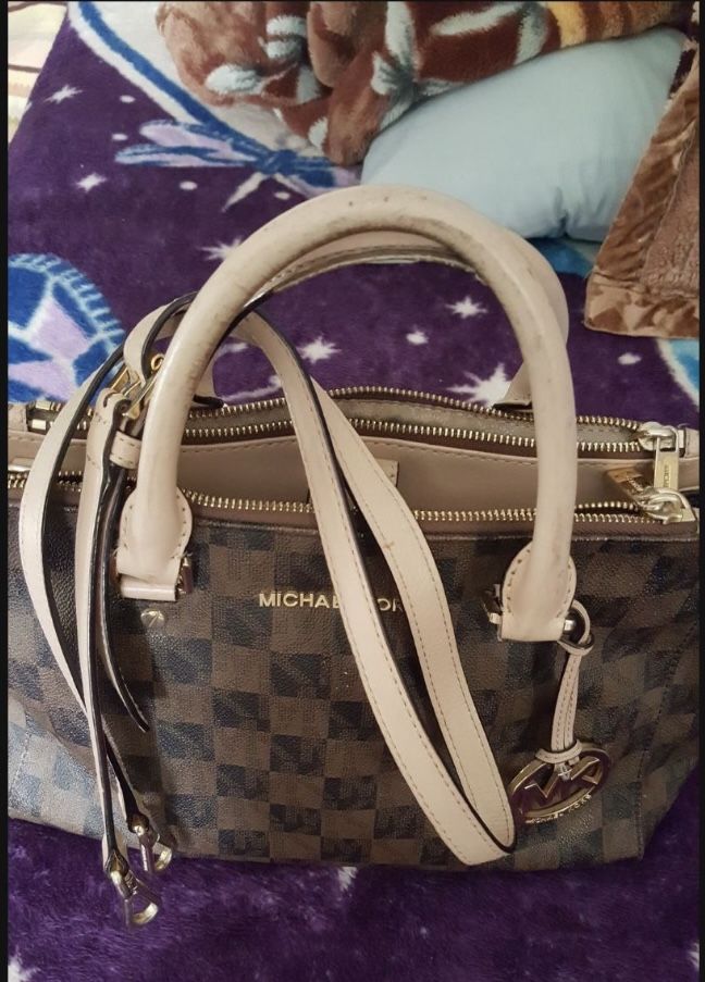 Michael Kors (approx 10X8X5) Purse