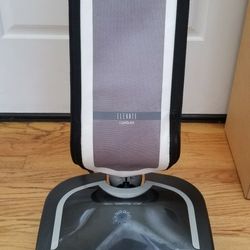 NEW cond ORECK ELEVATE MODEL 2SPEED VACUUM WITH AMAZING POWER SUCTION  , WORKS EXCELLENT  , IN THE BOX 