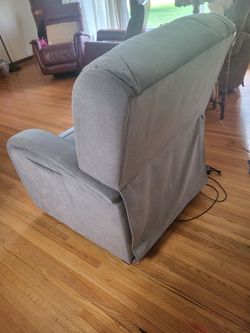 Automatic Lift Chair
