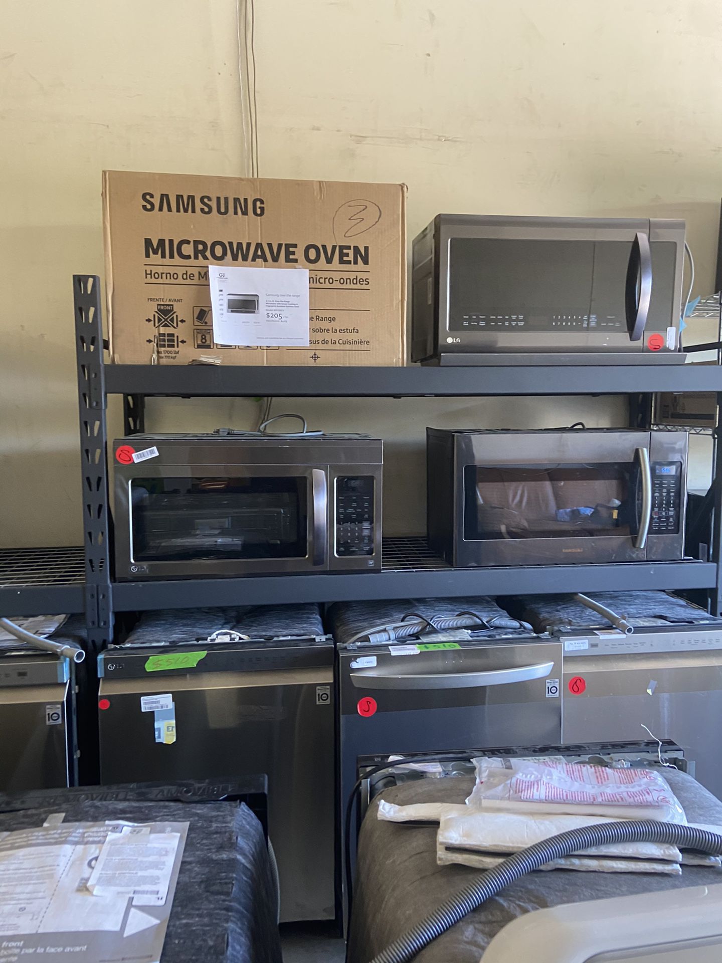 Microwave oven range hood