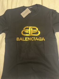 Balenciaga unisex Tshirt men Size M, women L .. NWT