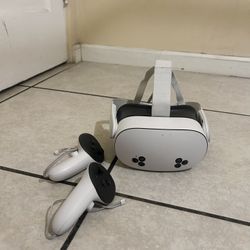 Meta Quest 3S (128GB) – VR Headset + Controllers