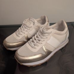 Women's Ccocci Sneakers Sz 6