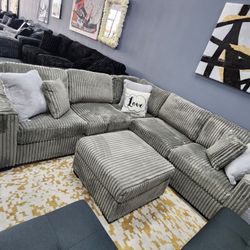USB Sectional With Otterman  Grey