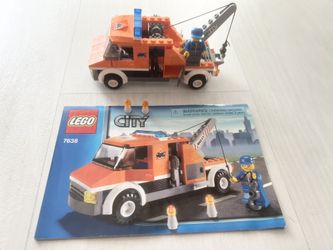 LEGO City #7638 Tow Truck
