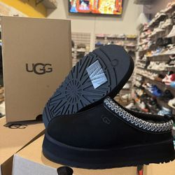 Uggs Black Tazz Slippers 8W
