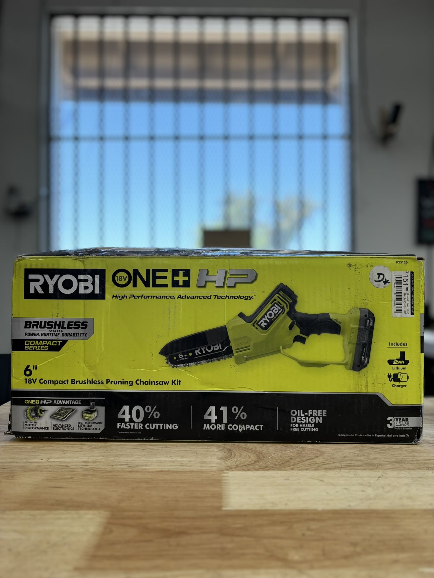 (Used Like New) Ryobi ONE+ HP 18V Brushless 6 in. Battery Compact Pruning Mini Chainsaw with 2.0 Ah Battery and Chainsaw