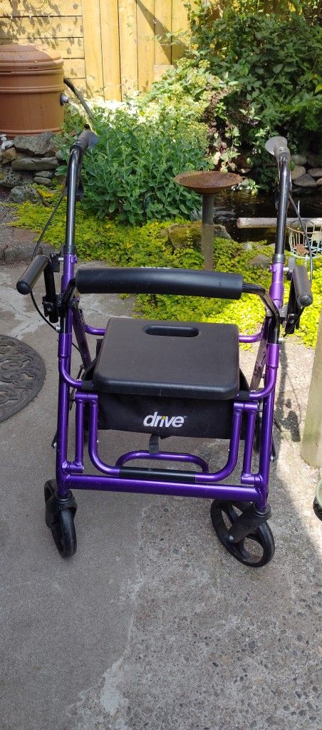 Drive Duet Walker/Wheelchair