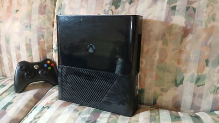 Xbox 360 E