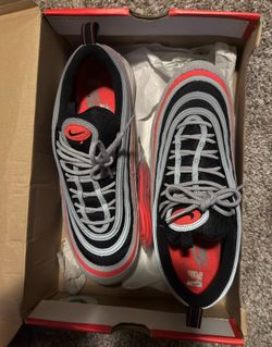 Air max men’s size 10