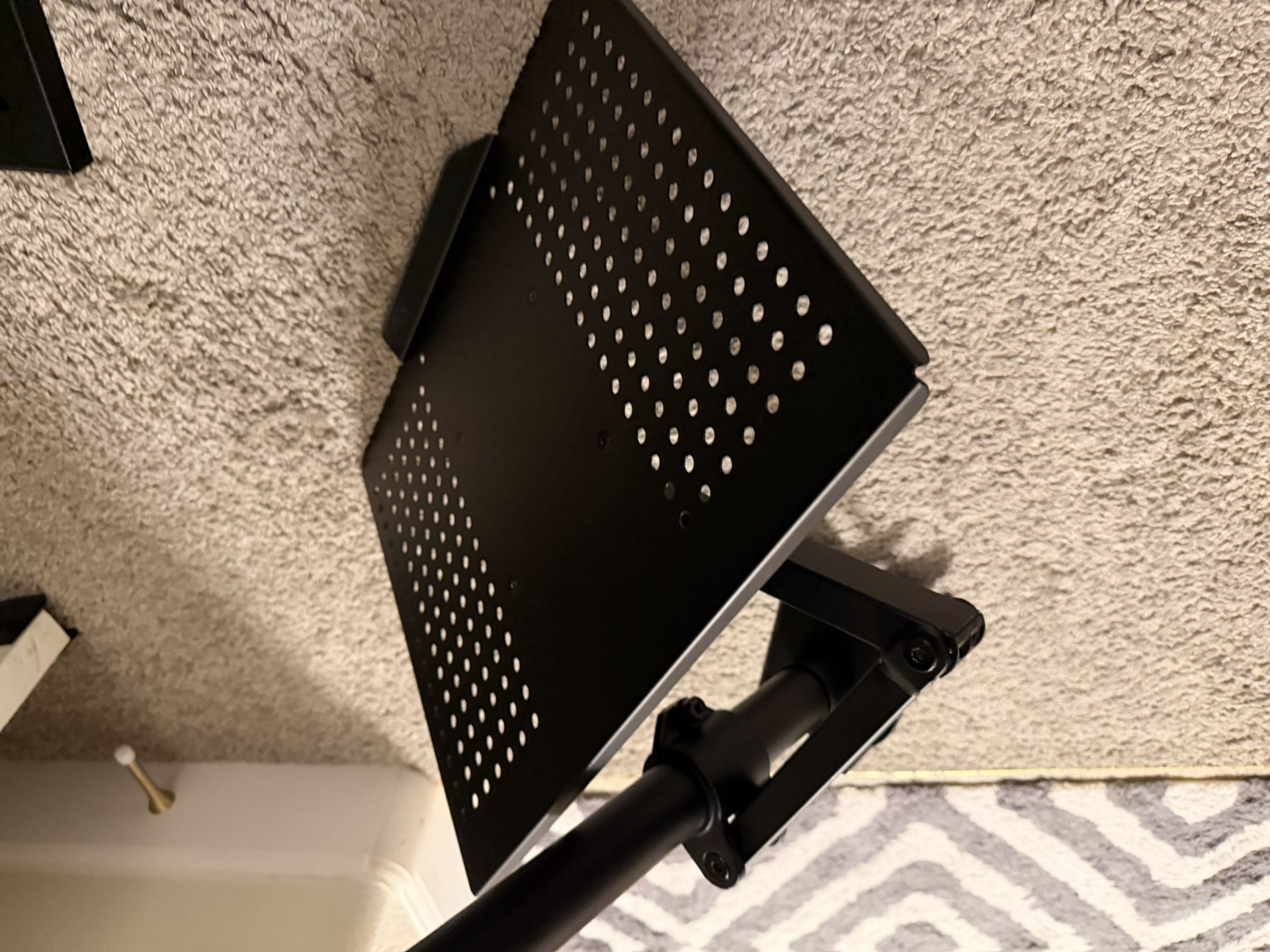 VIVO Single Laptop Notebook Desk Mount Stand, Fully Adjustable Extension with C-clamp, Fits up to 17 inch Laptops, Black, STAND